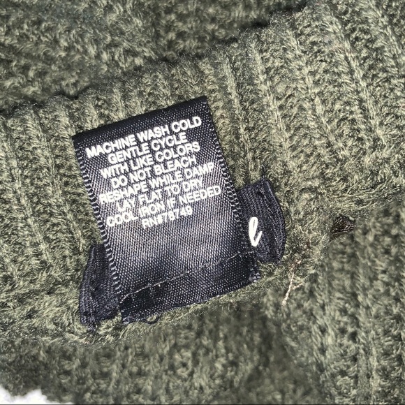 ✅ Wet Seal Olive Green Chunky Sweater Medium - Picture 4 of 9
